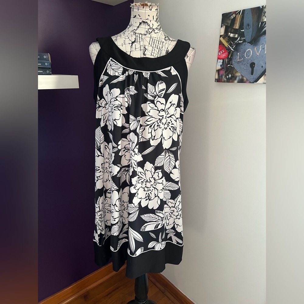 7 for $30 R&K Sleeveless Dress